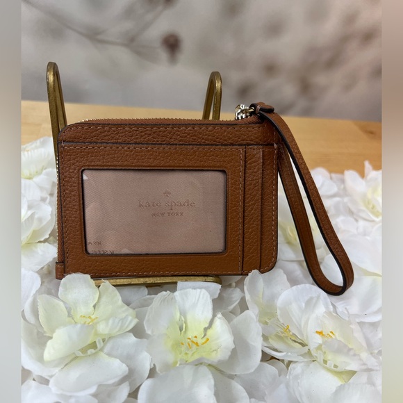 kate spade Brown Pebbled Leather Wristlet Card Holder NEW - Picture 4 of 10